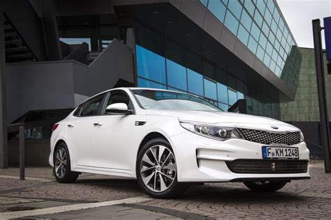 All New Kia Optima Sedan Goes On Sale In Britain With A Dual Clutch