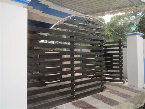 California bungalows are almost always single story. Kerala Gate Designs: House gates in Kerala, India