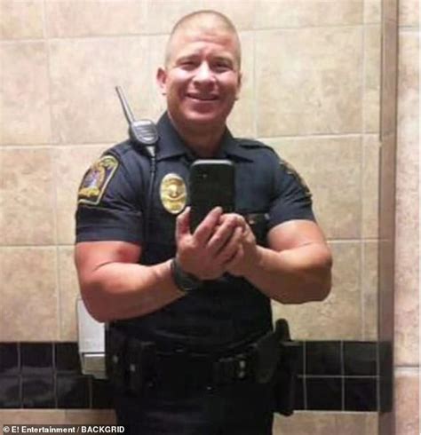 Police Officer Shows Off His Flat Stomach After Having Football Shaped Bulge Removed Daily