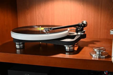 Rega Planar P Turntable Complete With Cartridge And Multiple