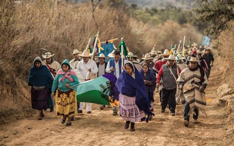 Año Nuevo Purépecha La Caminata Del Fuego México Desconocido