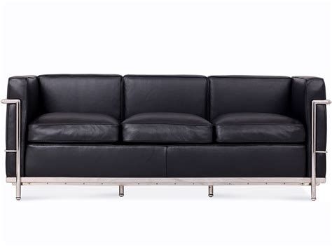 The lc2 sofa is wonderfully suited for all waiting areas and naturally also looks super elegant in private living rooms! Le Corbusier LC2 Sofa 3 Seater Petit Confort (Platinum ...