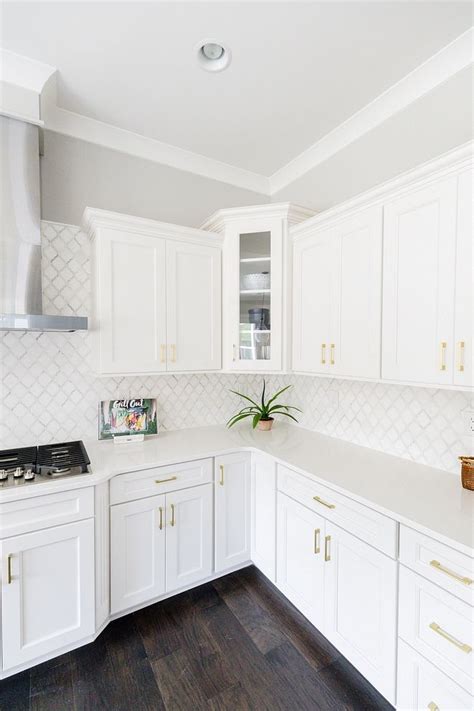 Unique Best White Paint For Kitchen Cabinets For Simple Design