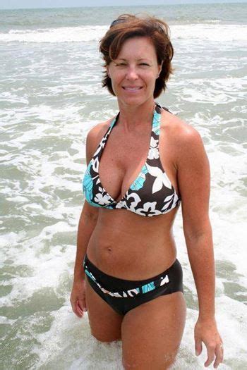 Photos Of 55 Year Old Single Woman Opentn’s Diary
