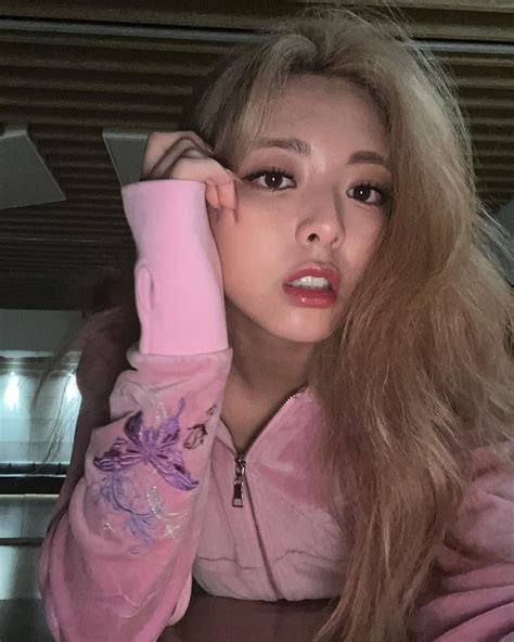 220628 Itzy Yuna Instagram Update Kpopping