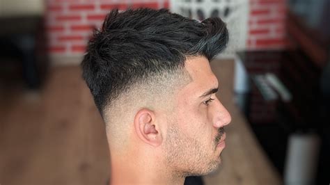 Sıfırlama Saç Kesimi Barber Haircut Kuaför Saç Kesimi Eğitim