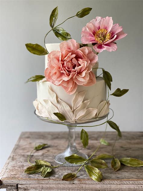 15 Small Wedding Cakes That Are Perfect For A Micro Wedding Small