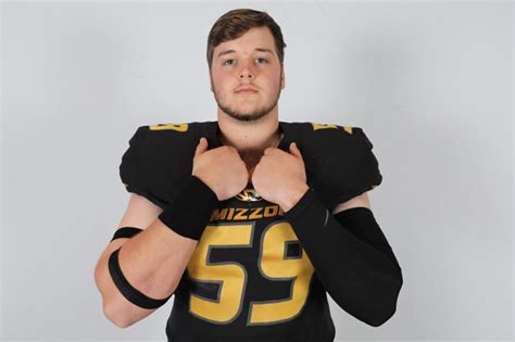Qanda With Daniel Hawthorne The Long Snapper Immersed In Mizzou Recruiting The Athletic