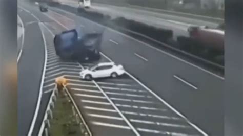 Extreme Car Crash Compilation Idiots Drivers On Wheels Youtube