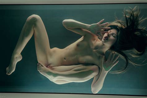 Wallpaper Angelica Brunette Nude Under Water Out Of This World