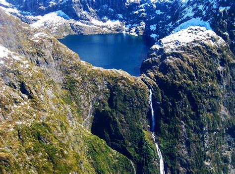 sutherland falls lake quill nz waterfall beautiful waterfalls world