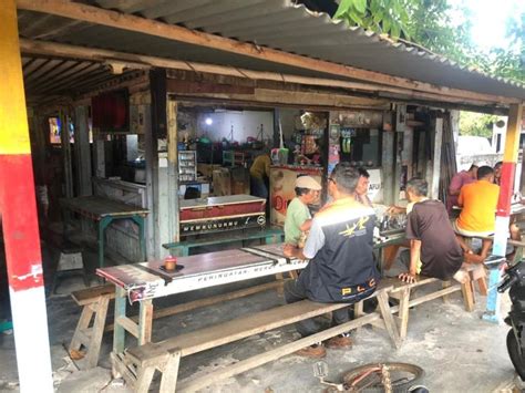 Berarti udah tepat masuk ke artikel ini, karena di dalam artikel kali ini banyak kumpulan gambar lucu mulai dari gambar. Warung Kopi Legendaris Belitung, "Warkop Afui" | INDAHNESIA