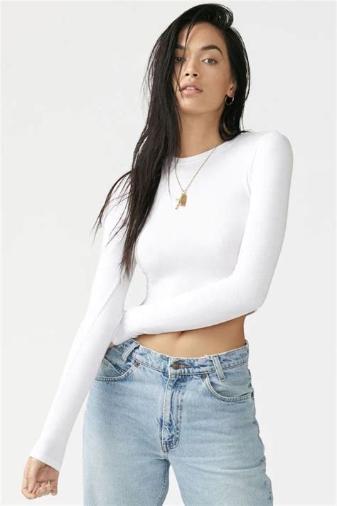 Cropped Crew Long Sleeve 1000 In 2020 White Long Sleeve Shirt