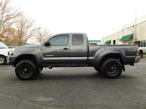 2013 Toyota Tacoma Sr5 4dr 4cyl 4x4 5 Speed Lifted Low Miles
