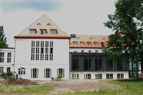 In 1942, leading figures in the nazi government and ss meet here to. „Der Dahlem-Mythos": Harnack-Haus ist Denkmal des Monats ...