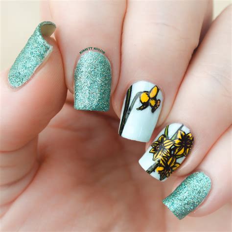 Birthstone colors are tied to the gem stone for each month. Nail Art for Every Month of the Year - Featuring Birthstones and Birthday Flowers | Kimett Kolor