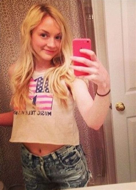 Emily Kinney Nude Collection 95 Sexy And Leaked Photos Porn And Sex Scenes Thefappening