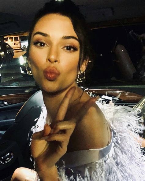 Vmagazine Via Ig Goodnight Kisses From Kendalljenner At The Cfda Awards Kendalljenner