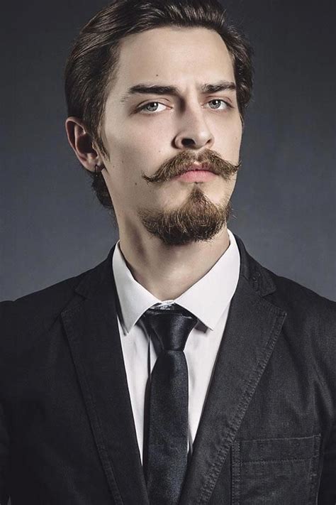 Long Goatee Styles And Tips Goatee Beards Are One Of The Trendiest