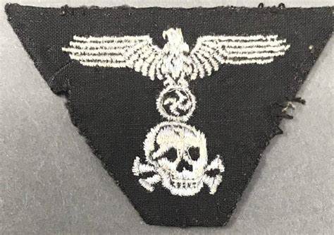 Very Rare Original Wwii German Panzer Ss M44 Pirate Skull Trapezoid