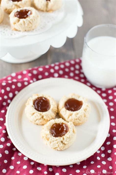 These almond thumbprint cookies are made with almond flour, homemade berry jam, and sweetened with maple syrup. 21 Best Almond Flour Christmas Cookies - Best Recipes Ever