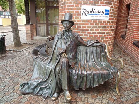 Hotels near st lawrence church. Hotel review - Radisson Blu H.C Andersen, Odense, Denmark ...