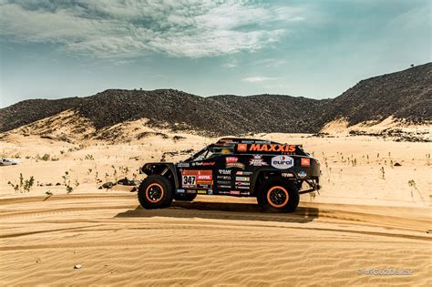Dakar rally officials have announced that dutch rider edwin straver has passed away after succumbing to serious injuries he sustained following a motorcyclist edwin straver, who was severely injured in a fall during the 11th stage of dakar 2020, has passed away.everyone associated with the. TIM EN TOM CORONEL KLAAR VOOR DE START VAN DAKAR 2020 ...