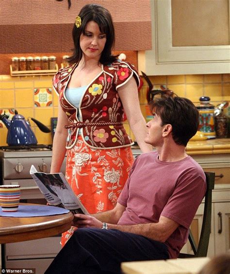 Melanie Lynskey Announces Shes Engaged To Jason Ritter In 2020 Half Man Two Half Men