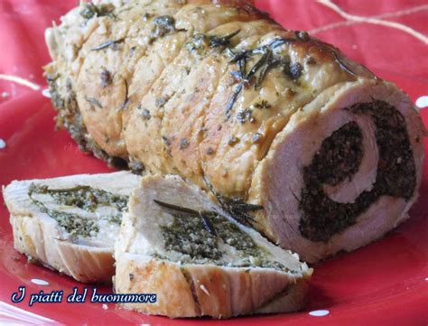 Salvia e rosmarino marsala albicocche e prugne secche q.b. Rotolo di tacchino... un secondo piatto gustosissimo! | I piatti del buonumore