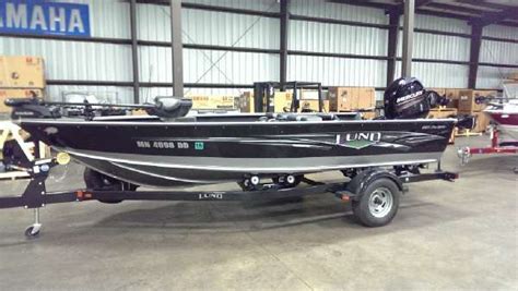 Sitting with only 40 hours this 2019 lund boats 1875 pro guide with a 90 mercury marine 4 four stroke is basically brand new, loaded and ready to fish! Lund 1825 Pro Guide Boats for sale