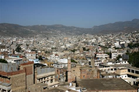 Ibb Yemen Premium Photos Pictures And Images By Istock