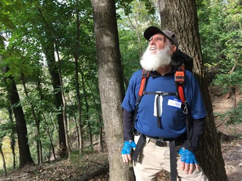 Dale Sanders 82 Is Now The Oldest Person To Hike The 2190 Mile