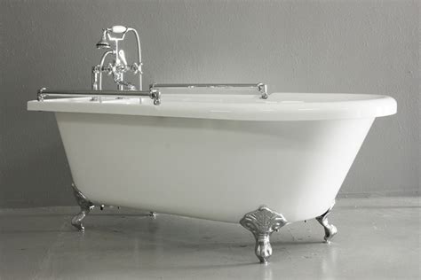 Bathtub rails will camp on the edge of the bathtub and later tightened securely to assist your loved this bathtub safety bar has been made to give a stable and safe surface where people can hold onto. 59" Towel Bar Classic Clawfoot Tub and Faucet Pack
