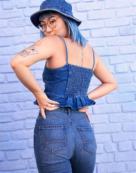 When you shop at ae.com you can get free standard shipping on orders of $50+. Women's Clothing Tops, Bottoms, and Accessories | American Eagle Outfitters