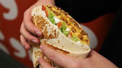 What You Need To Know About Taco Bells New Grande Crunchwrap