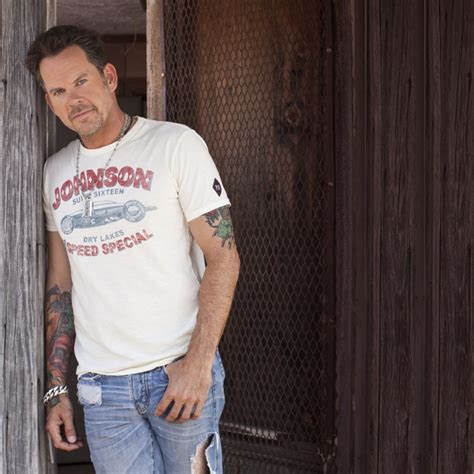 Pressroom Gary Allan Paints A Clear Picture With His Latest Single