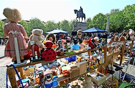 Veranstaltungen sind je nach inzidenz teilweise in einigen regionen wieder erlaubt. Händler pochen auf Öffnung: Flohmarkt-Eröffnung scheitert ...