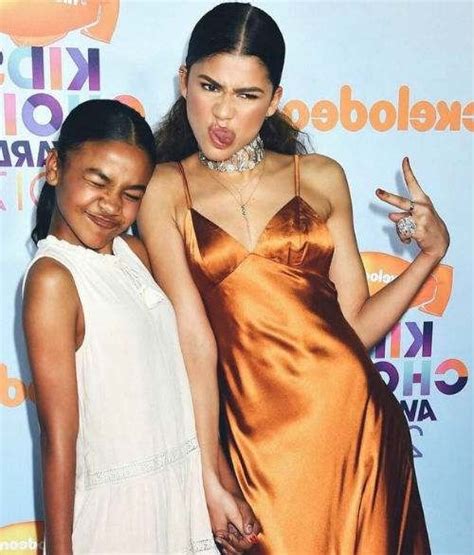 learn about zendaya s siblings meet her 3 sisters and 2 brothers