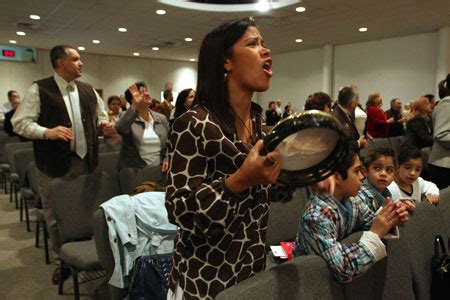 Hispanic Population Helping U.S. Christianity Thrive | The ...