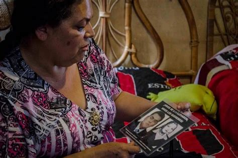 Busca Madre A Su Hijo Desaparecido En La Costa Michoacana Lo De Hoy