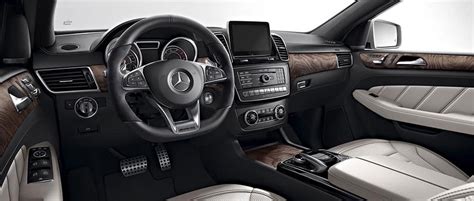 Find your perfect car with edmunds expert reviews, car comparisons, and pricing tools. 2018 Mercedes-Benz GLE Coupe Interior | MB of Chicago