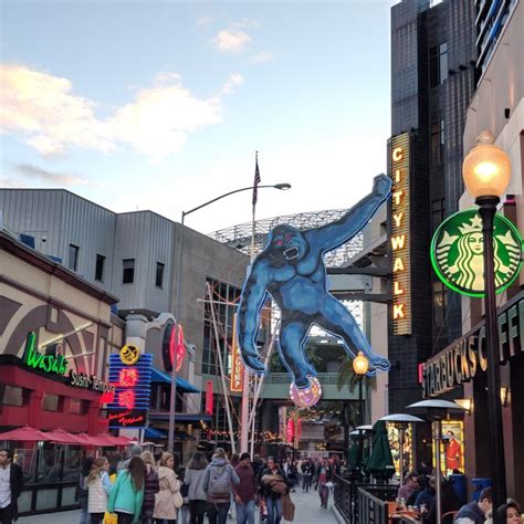 Located around downtown dubai and jumeirah, city walk phase 1 and phase 2 gracefully incorporate. NOW OPEN: Universal CityWalk In Hollywood - Universal ...
