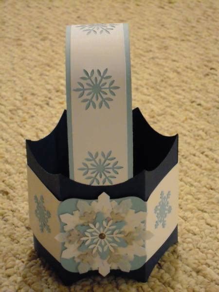 Snowflake Pillow Box Bucket By Luchauna At Splitcoaststampers