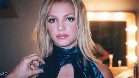 Britney Spears Instagram Posts Photos Her Most Moving Messages