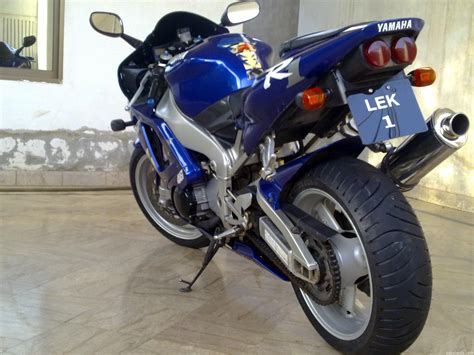 Yamaha r1 2000' top speed and acceleration test. Yamaha YZF-R1 2000 of imransabir99 - Member Ride 10820 ...
