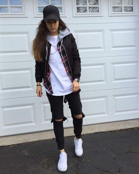 Pin By Tilly Hickling On Outfits Tomboy Chic Outfits Tomboy Style