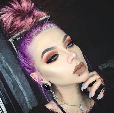 Pin By Sheri Lynn On Creepy Girls ‍♀️ Unusual Hair Colors Makeup