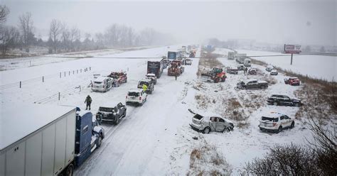 Video Captures Deadly Multi Vehicle Pileup In Iowa