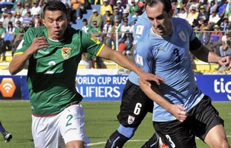 Uruguay busca este jueves ante bolivia su primer triunfo en el grupo a de la copa américa, con el objetivo de asegurarse la clasificación a los cuartos el partido, correspondiente a la cuarta fecha, se jugará desde las 18 en el estadio arena pantanal de la calurosa ciudad de cuiabá, con arbitraje del. Uruguay vs. Bolivia: ¿Dónde y a qué hora ver el partido?