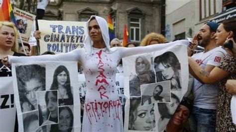 Pembunuhan Transgender Di Turki Memicu Protes Bbc News Indonesia